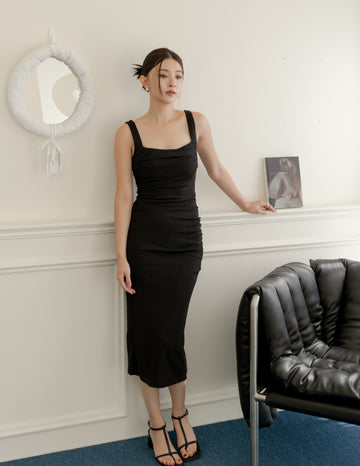 Rebecca Padded Dress in Black