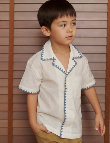 Finn Contrast Trim Boy's Shirt in Blue