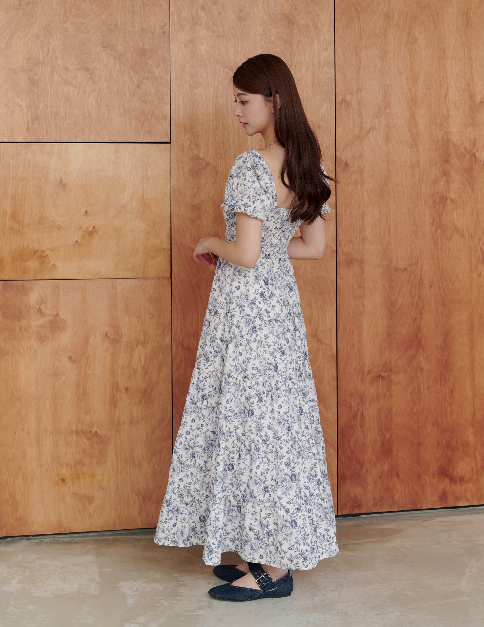 knee length dresses for ladies Lynette Padded Maxi Dress in Blue Floral knee length dresses for ladies Lynette Padded Maxi Dress in Blue Floral