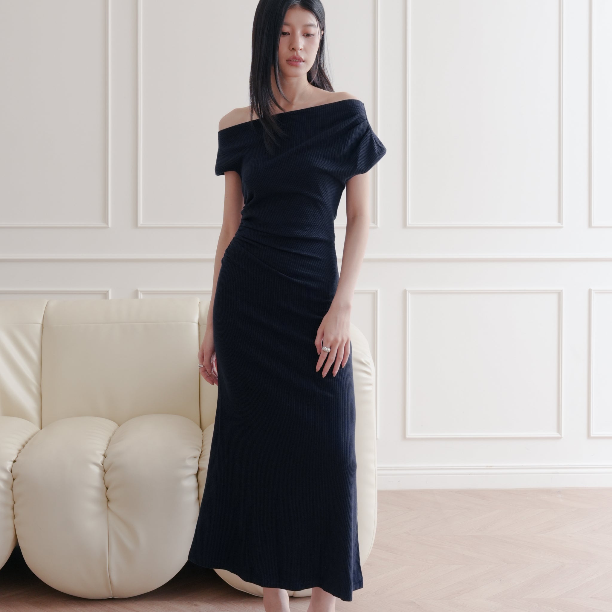 Louise Ruched Knit Dress in Midnight
