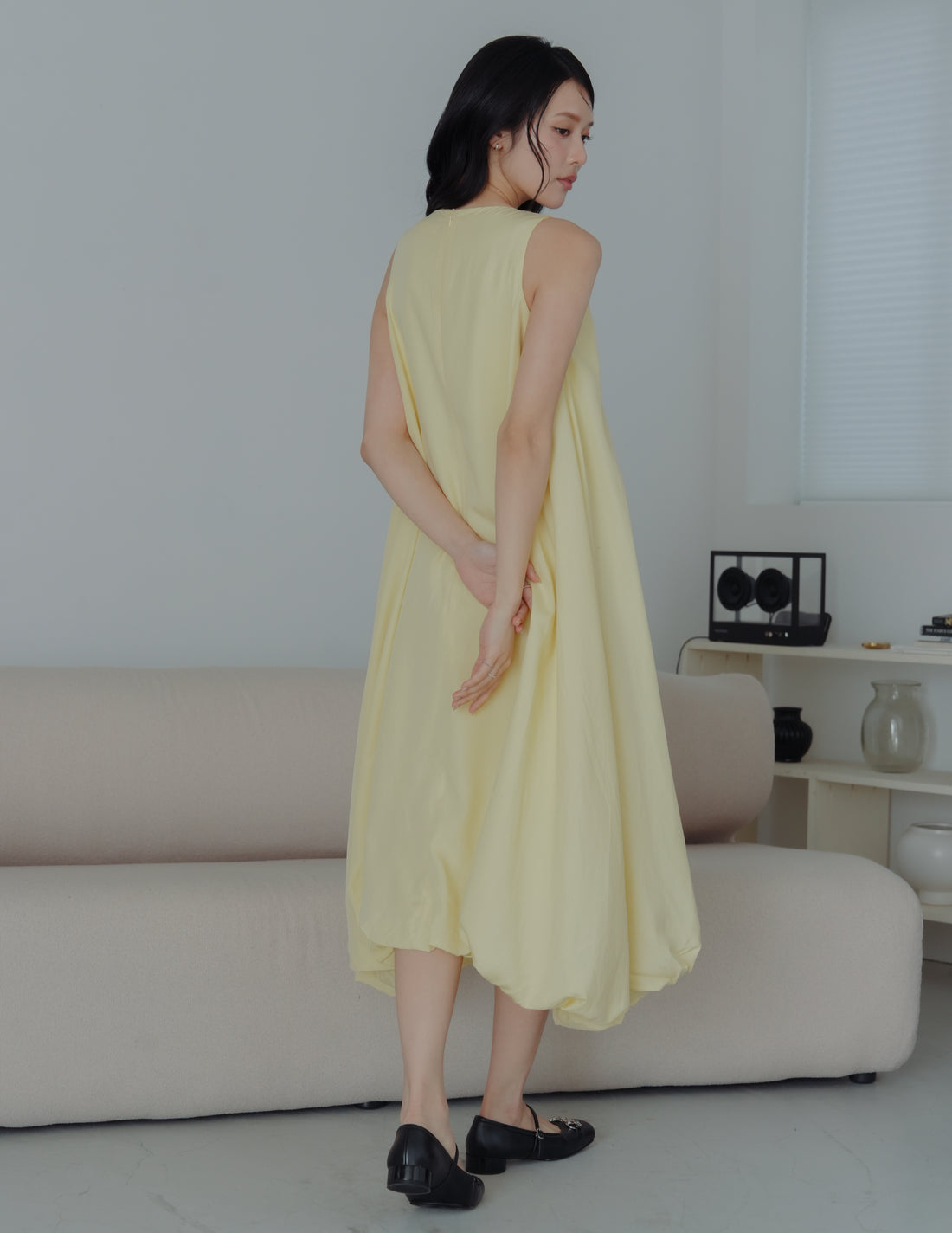 Jocelyn Bubble Midi Dress in Yellow