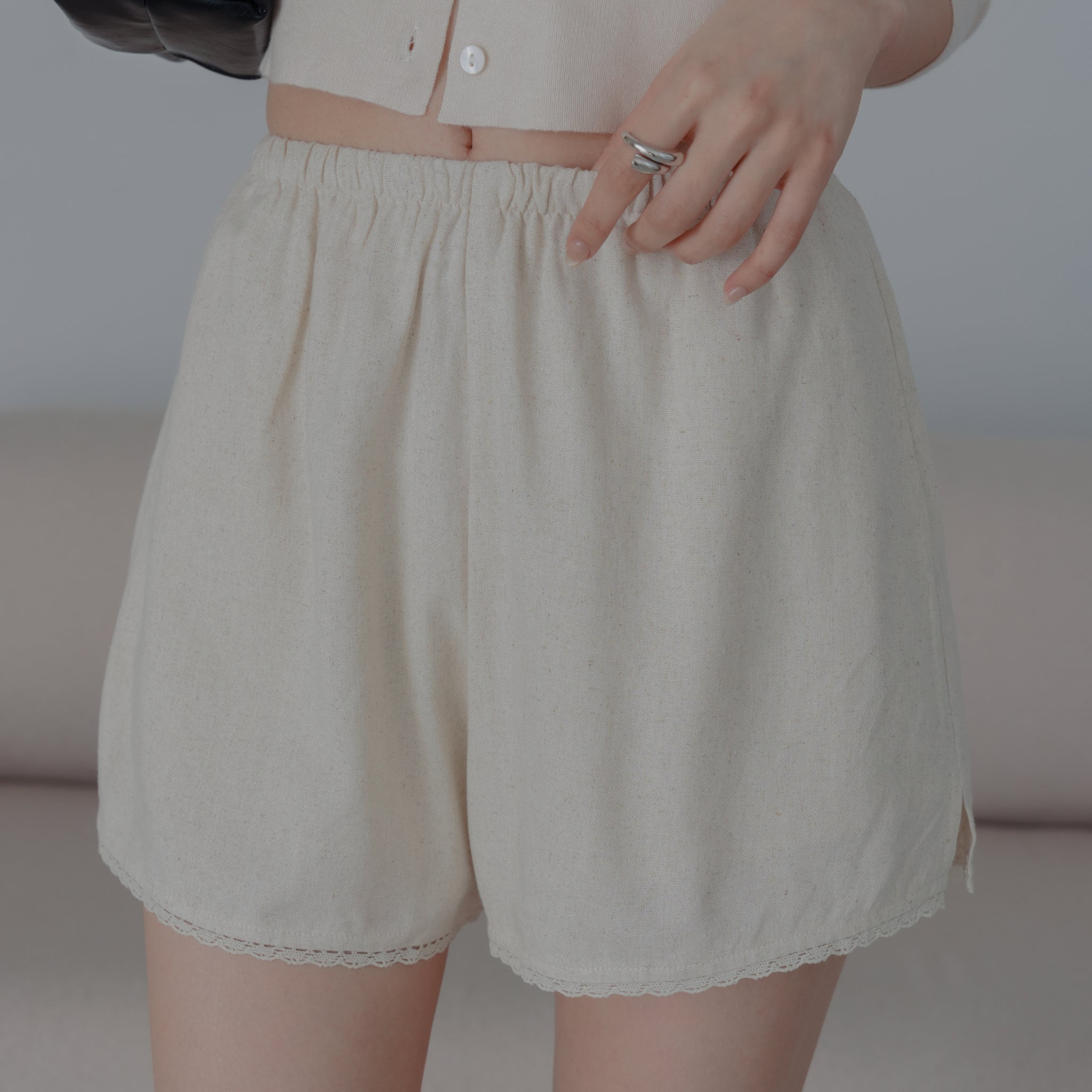 Ellis Lace Trim Linen Shorts in Sand