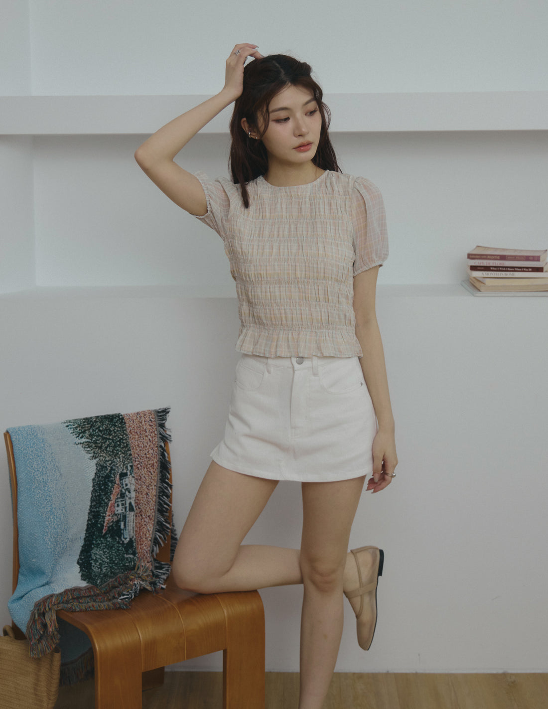 Cloe Shirred Puff Sleeve Top in Pastel Plaid