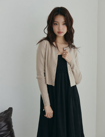 Avery Knit Crop Cardigan in Oatmeal