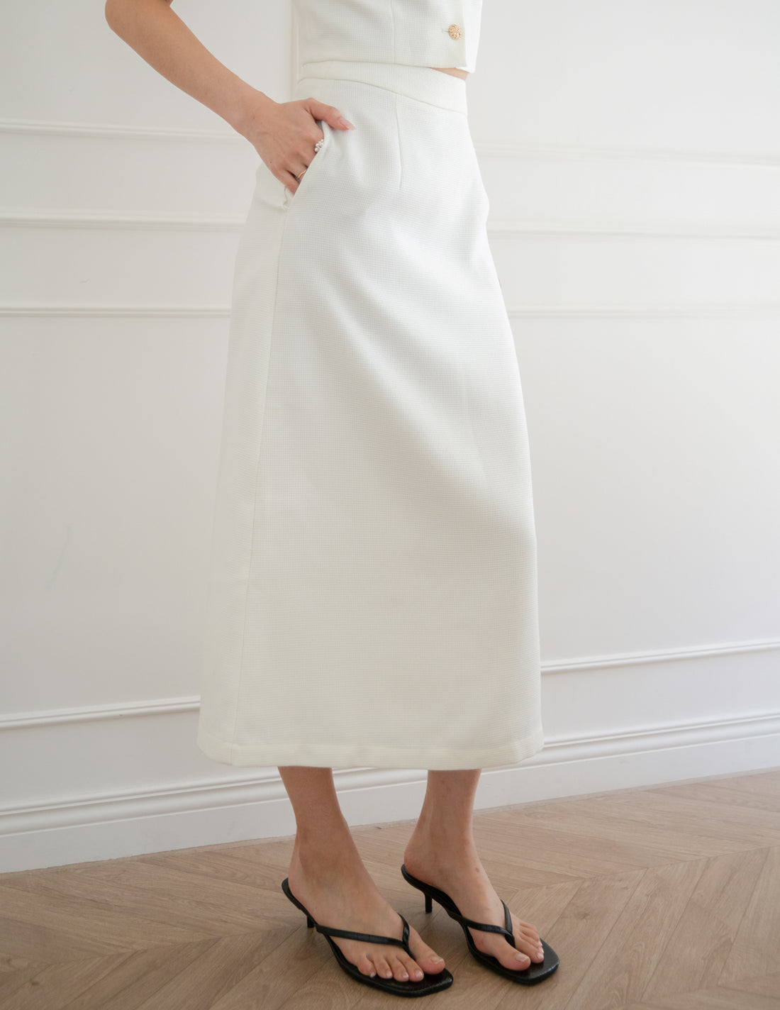 Eve Tweed Midi Skirt in White