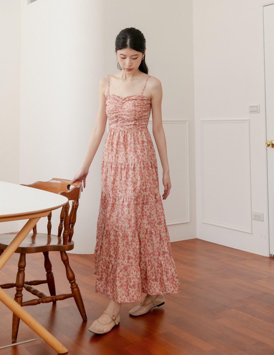 Lyndsey Padded Maxi Dress in Vintage Floral