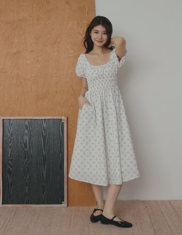 Stefanie Shirred Midi Dress in Blue Floral