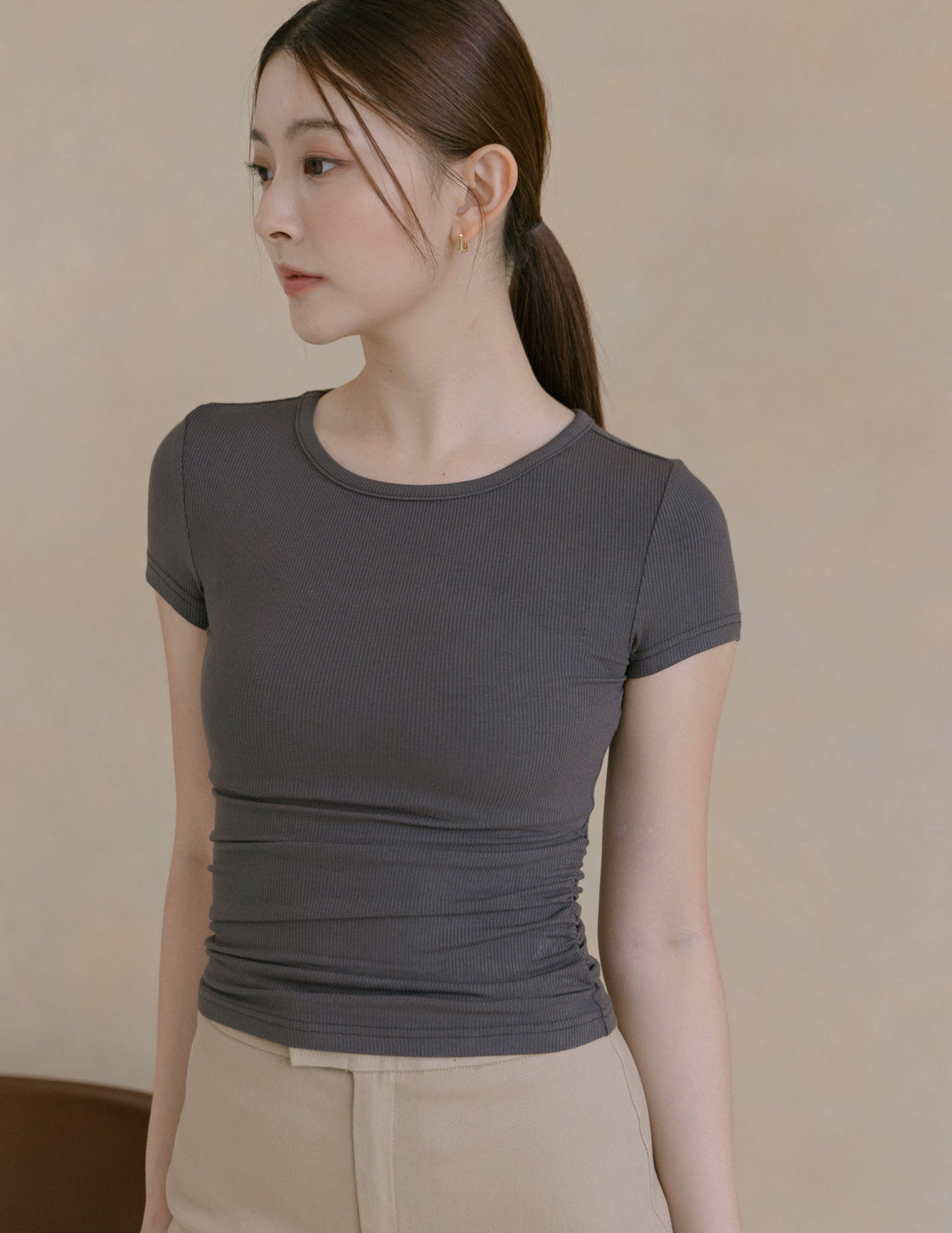 Kace Ruched Tee in Gunmetal