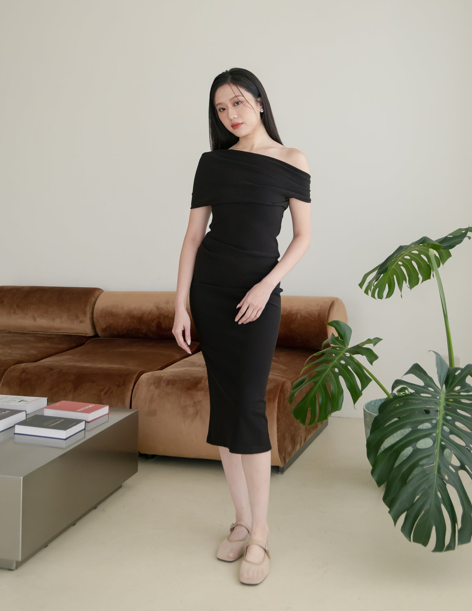 Janelle Asymmetrical Shoulder Dress in Black