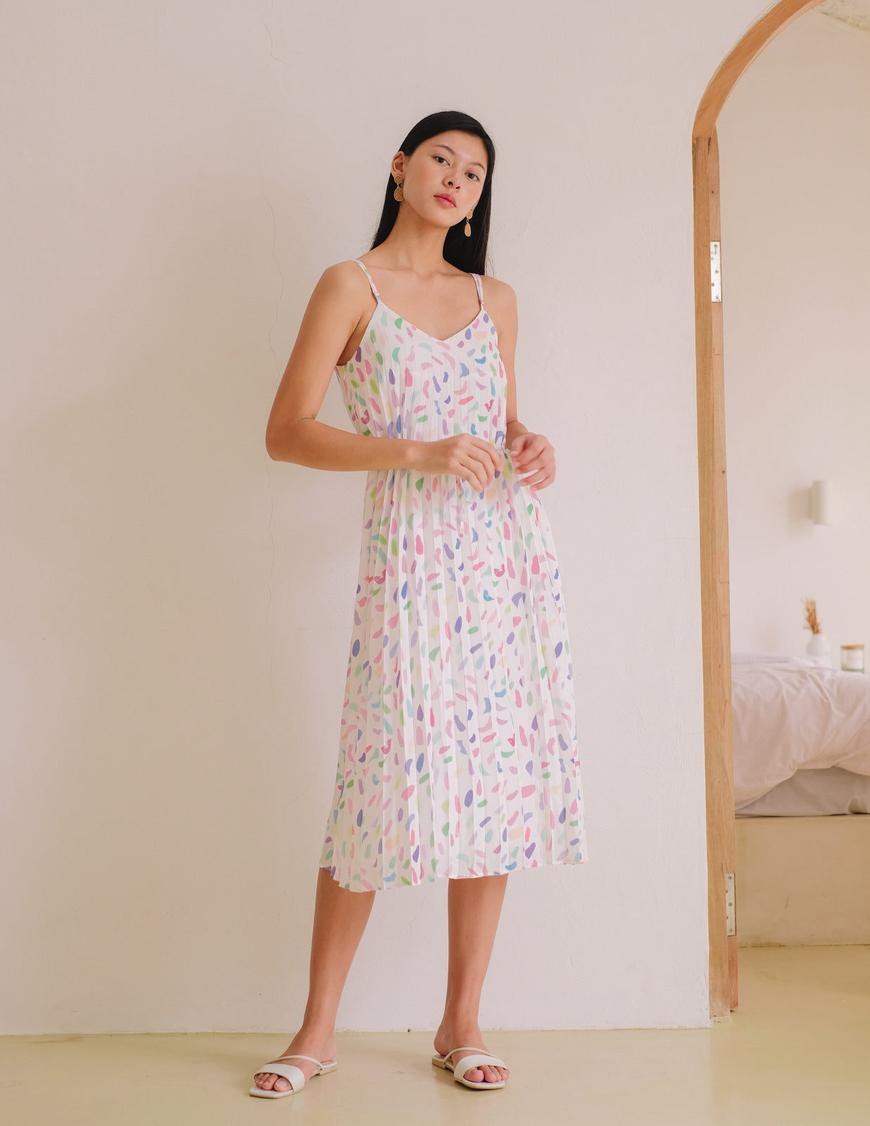 Mable Pleated Dress in Abstract Confetti