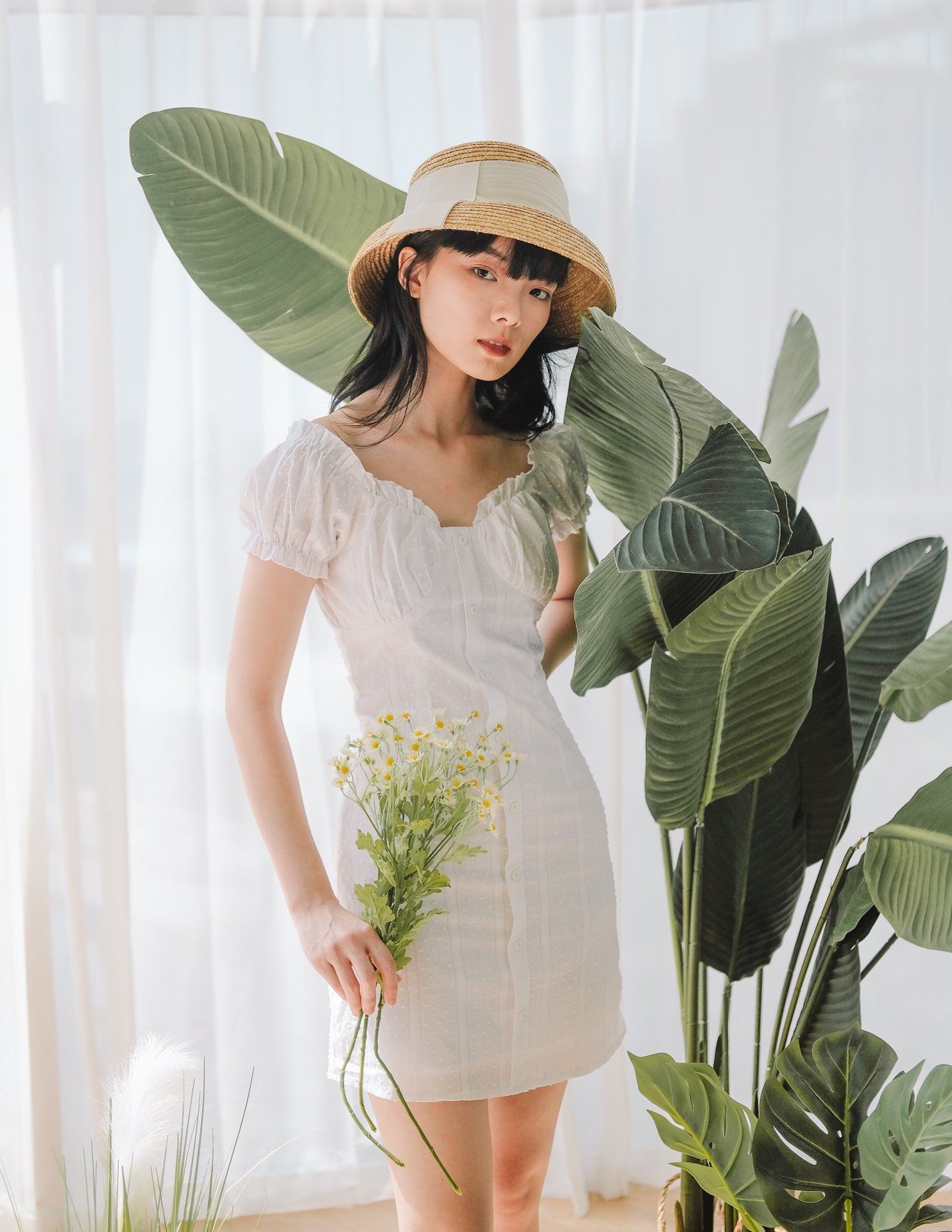 Jowelle Swiss Dot Dress in White